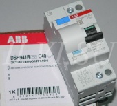 ABB Автоматический выключатель дифференциального тока DSH941 С40 30МА тип АС