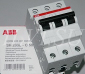 ABB Автоматический выключатель трехполюсный SH203 С50